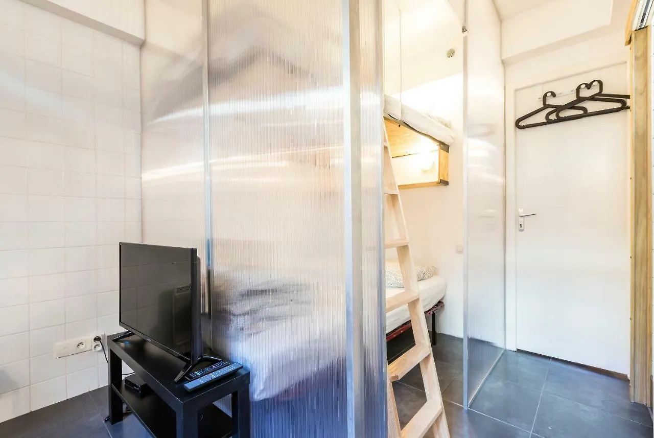 Διαμέρισμα Attractive 25 M2 In A District