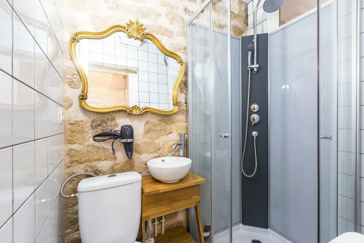 Attractive 25 M2 In A District * Παρίσι